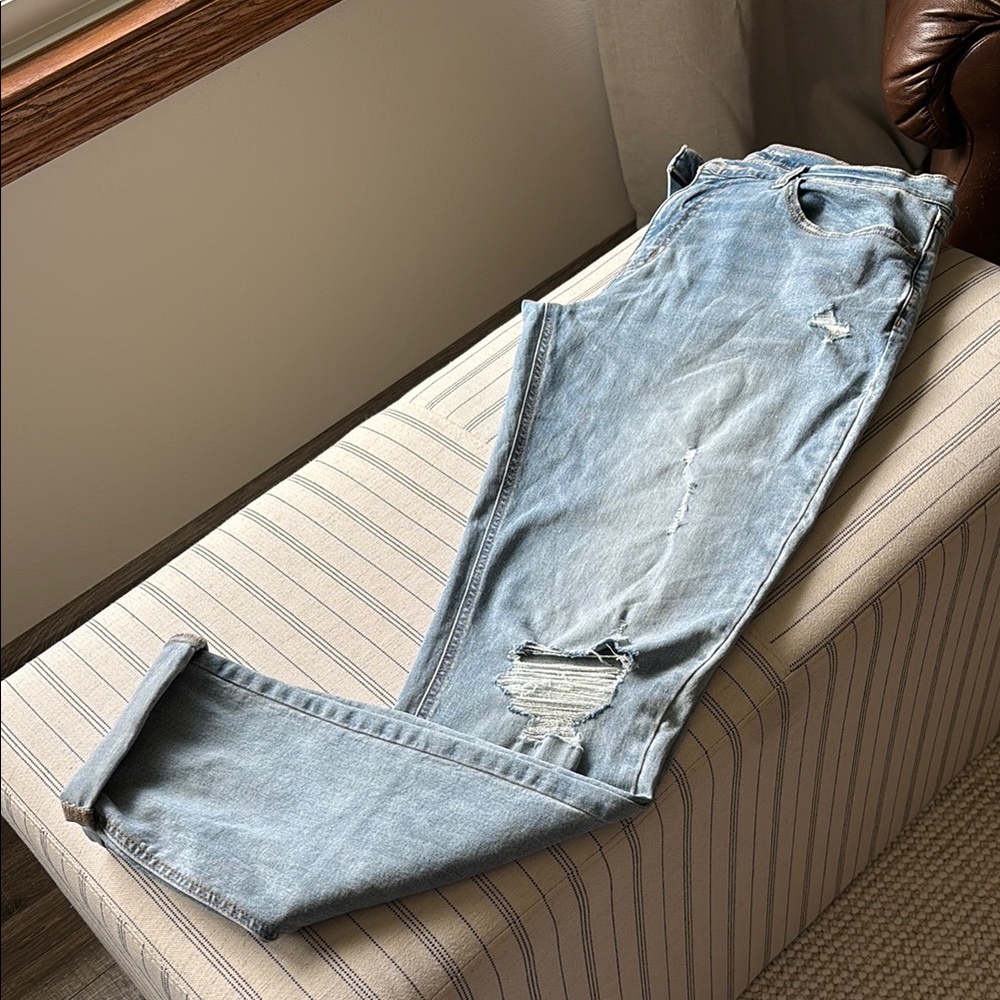 Men's Light Blue Distressed Jeans
